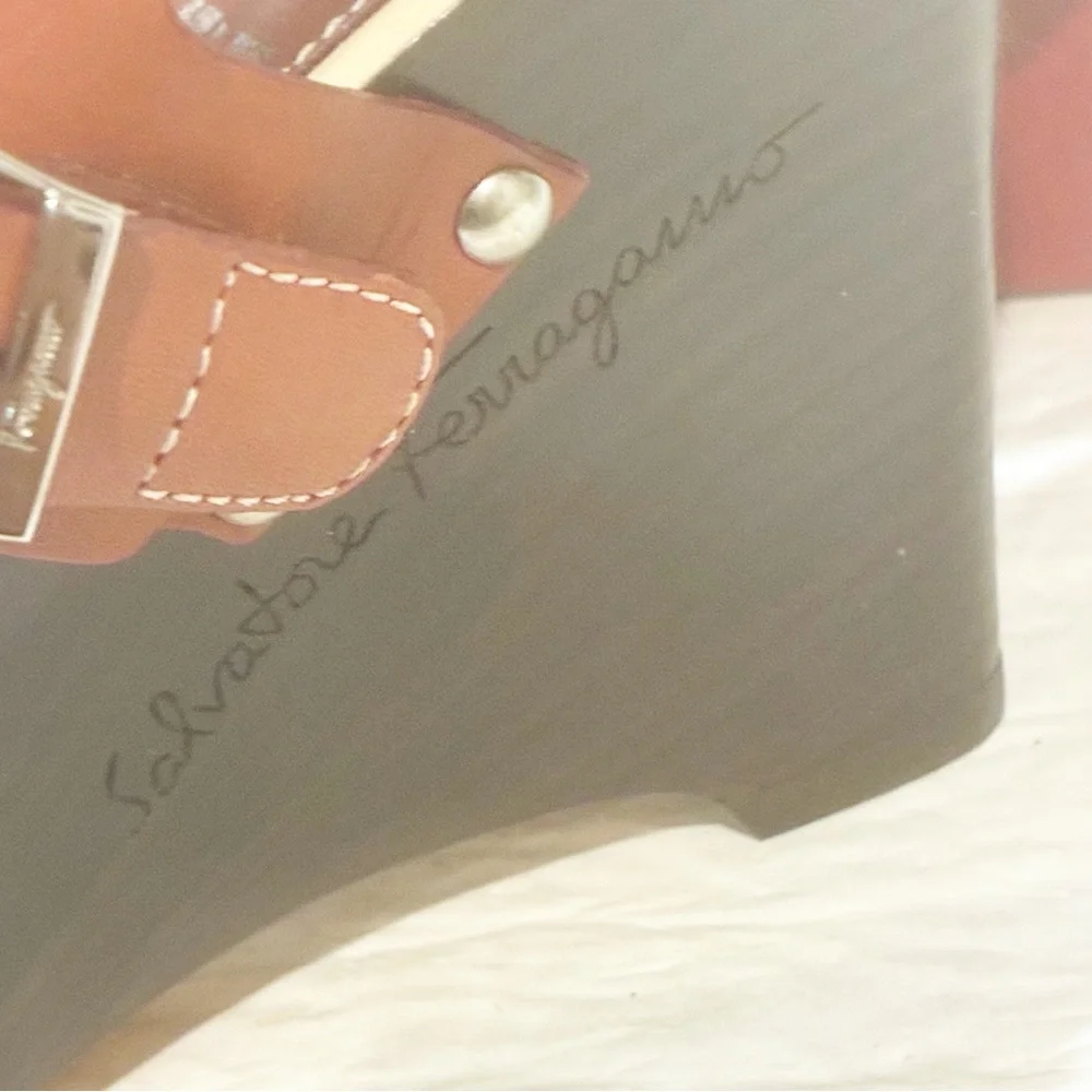 Salvatore Ferragamo Size 7C Brown Leather Wedge Strappy‎ Sandal NEW